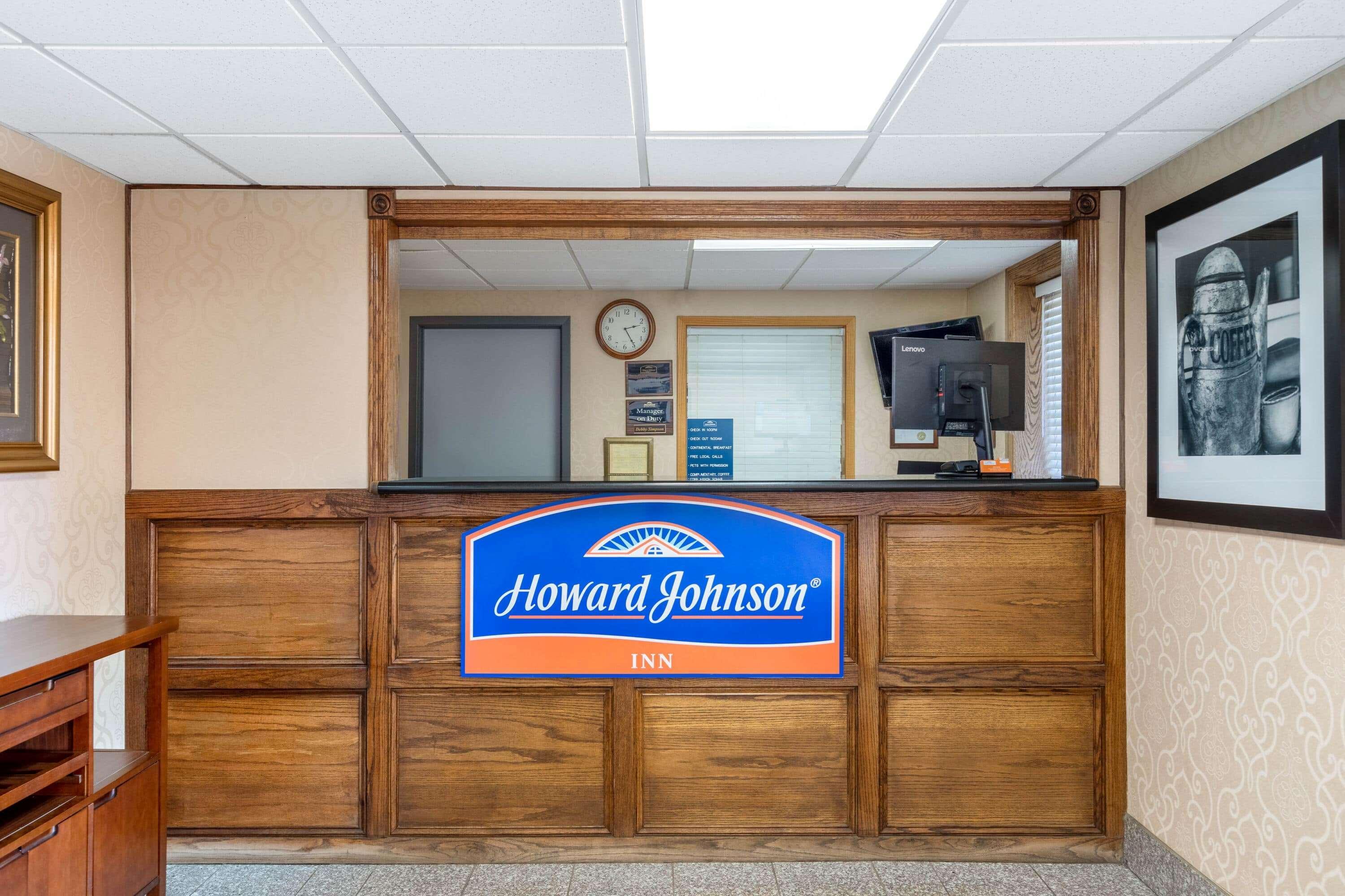 Howard Johnson By Wyndham Gillette Exterior foto